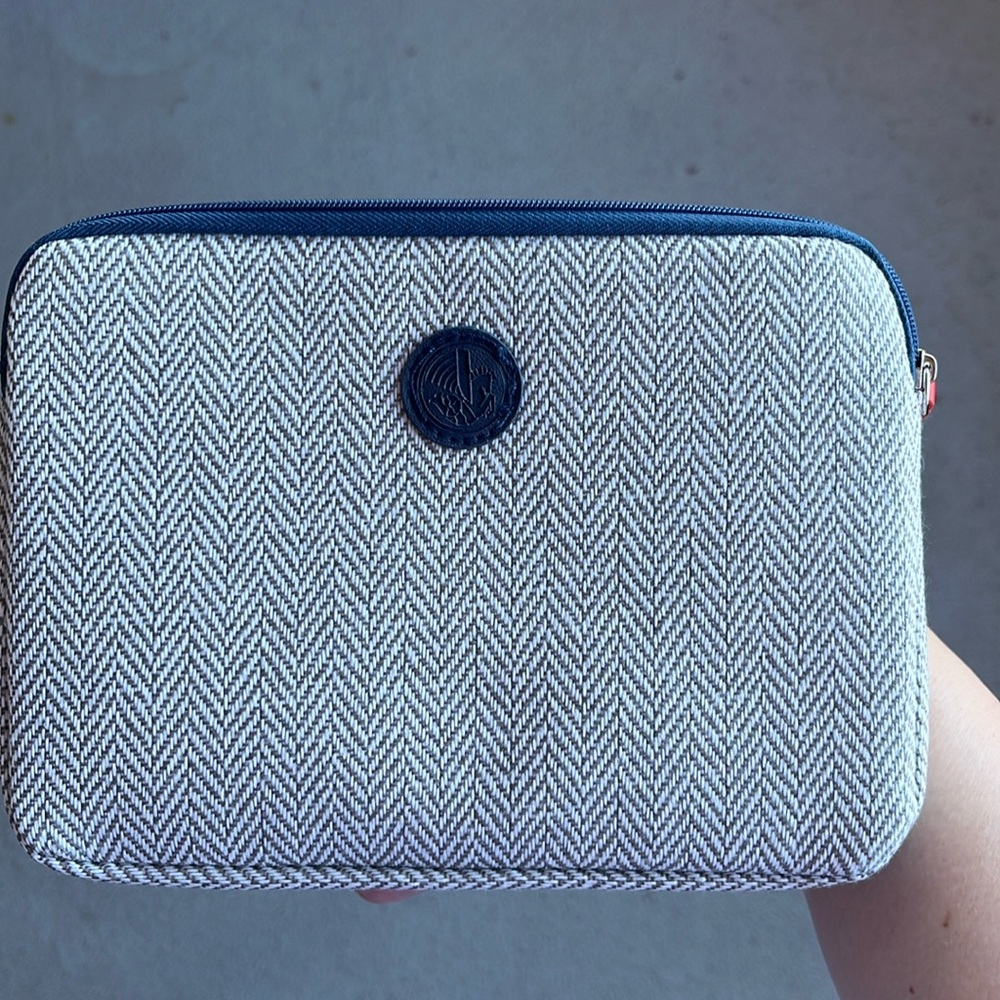 Air France Herringbone Grey Travel Zippered Cosmetic Bag Pouch